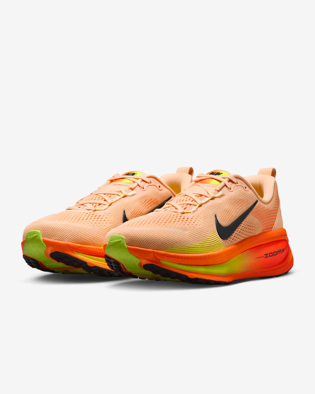 Nike Vomero 18 detail view